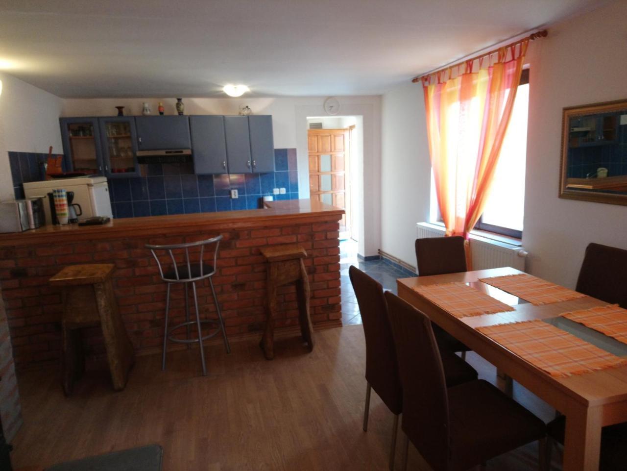 Studio Apartman Kotro Beli Manastir Eksteriør bilde