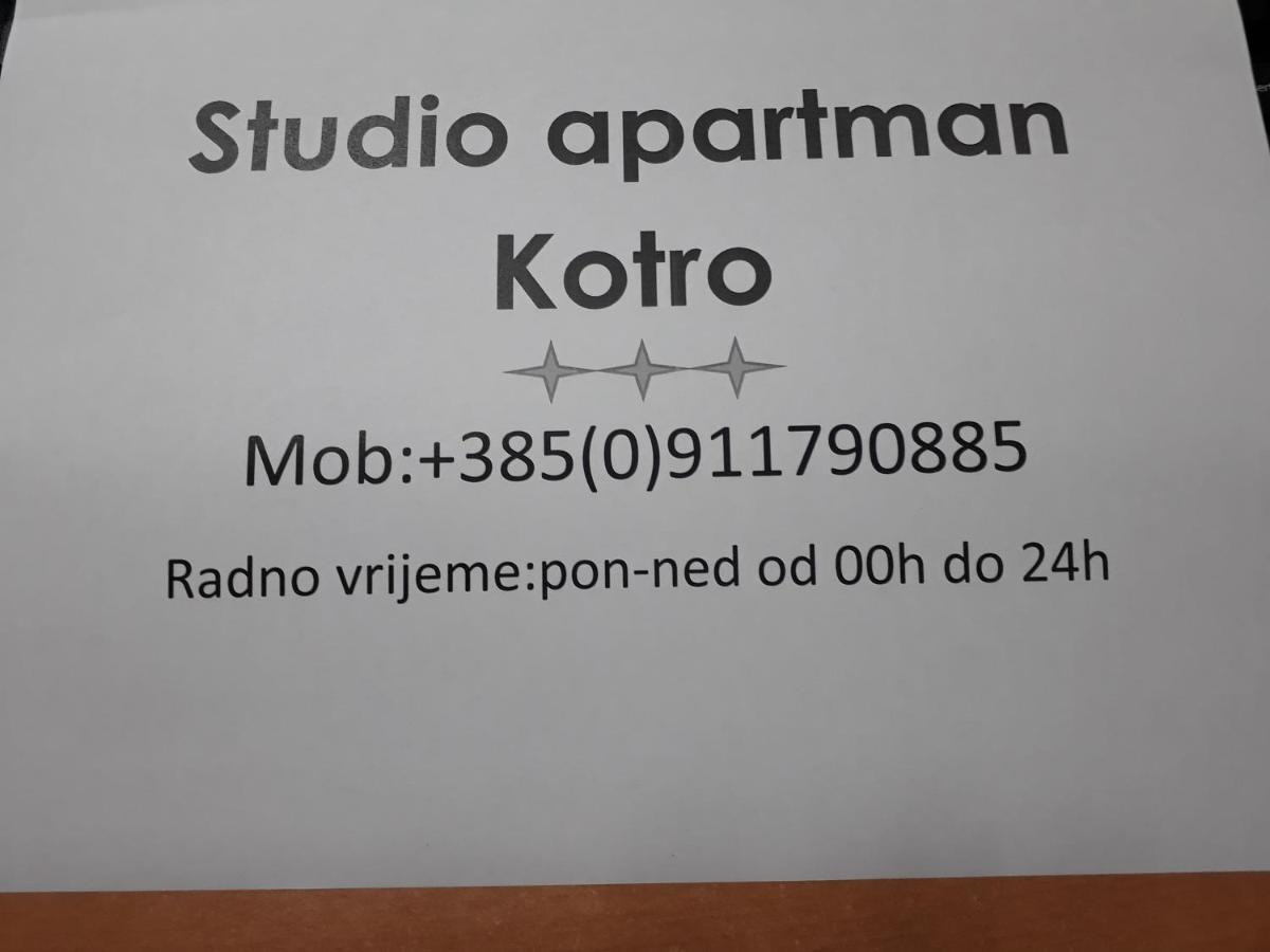 Studio Apartman Kotro Beli Manastir Eksteriør bilde